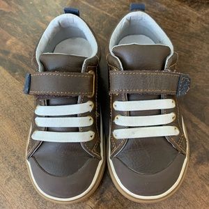 See Kai Run brown leather shoes- Size 10